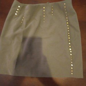 H & M OLVE MIDI SKIRT......EUC